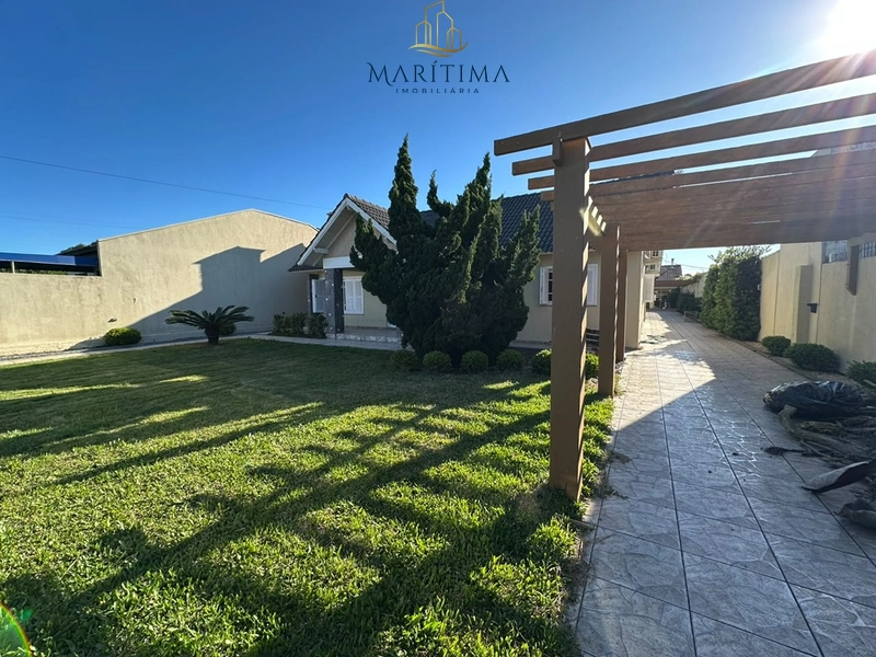 Casa com 04 dormitórios, piscina aquecida e anexo, em Imbé!!!: 4ª foto da galeria de imagens do imóvel