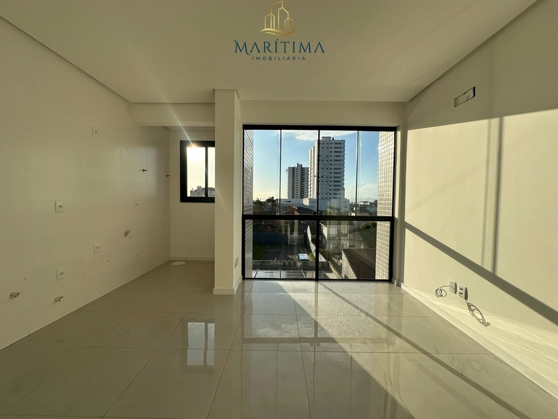 Excelente oportunidade no centro de Tramandaí – 1 dormitório em prédio: 1ª foto da galeria de imagens do imóvel