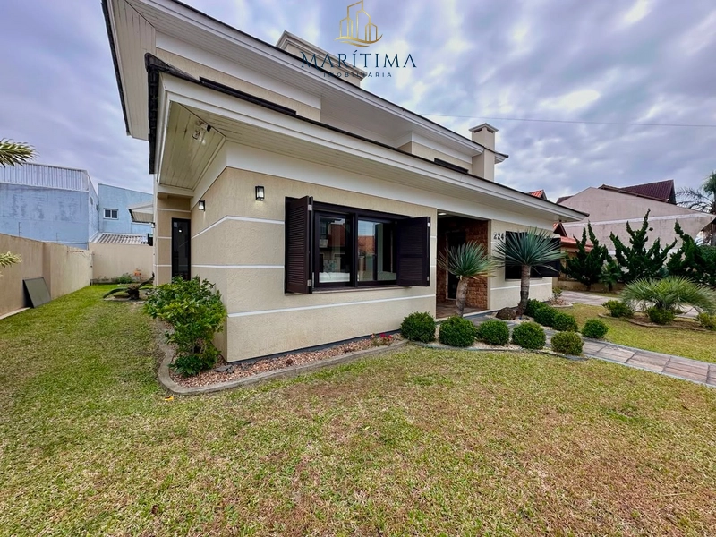 Casa de Alto Padrão em Localização Privilegiada: 3ª foto da galeria de imagens do imóvel