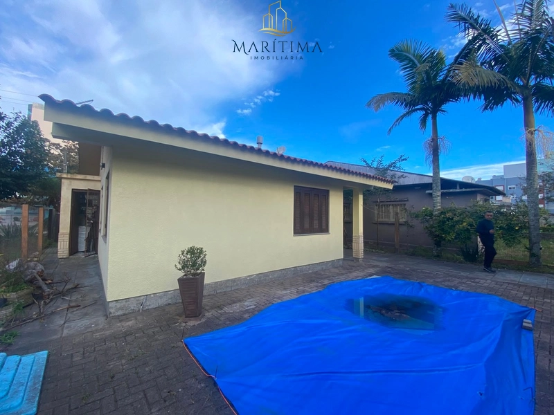 Casa com piscina a venda no Centro de Tramandaí: 5ª foto da galeria de imagens do imóvel