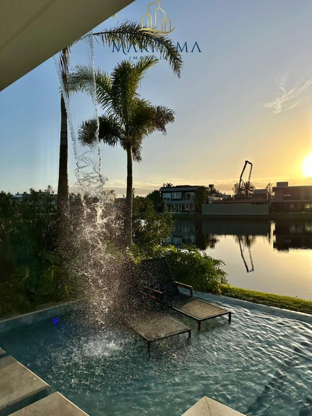 Mansão de 5 suites - beira lago: 54ª foto da galeria de imagens do imóvel