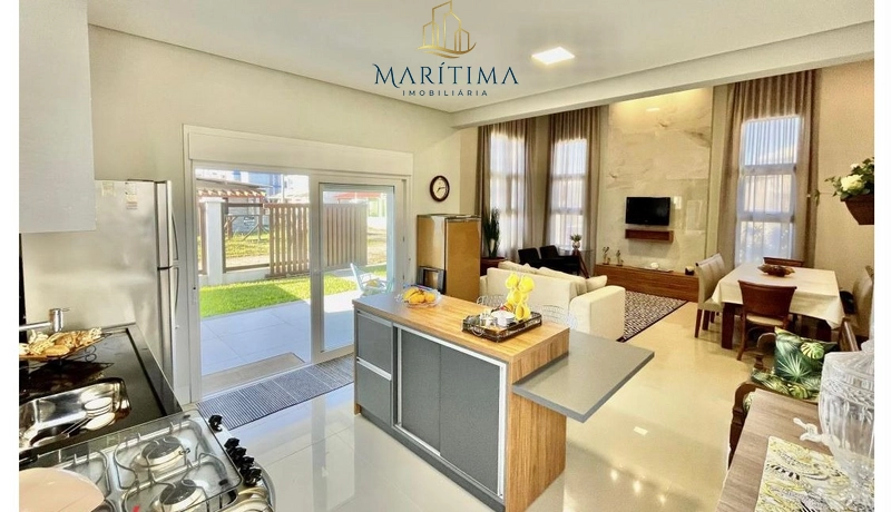 Linda casa a 2 quadras do mar!: 8ª foto da galeria de imagens do imóvel