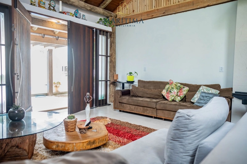 Casa ampla a 03 quadras do Mar, em Tramandaí!: 6ª foto da galeria de imagens do imóvel