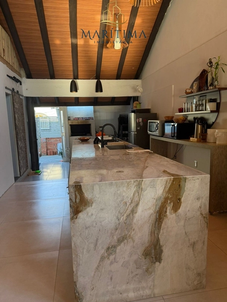 Casa ampla a 03 quadras do Mar, em Tramandaí!: 16ª foto da galeria de imagens do imóvel