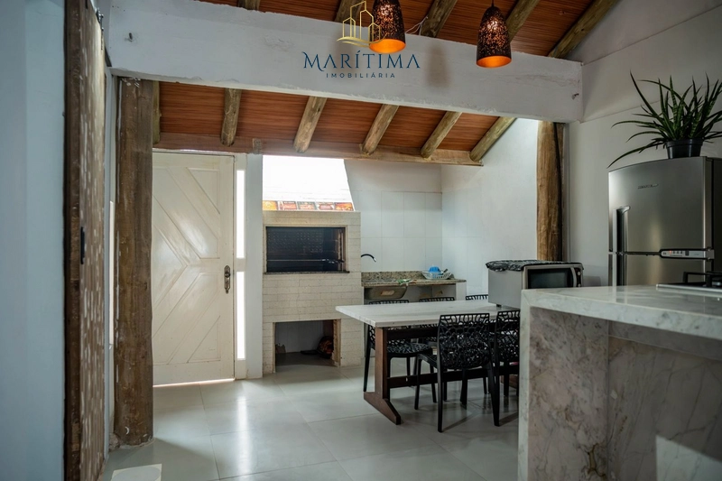 Casa ampla a 03 quadras do Mar, em Tramandaí!: 17ª foto da galeria de imagens do imóvel