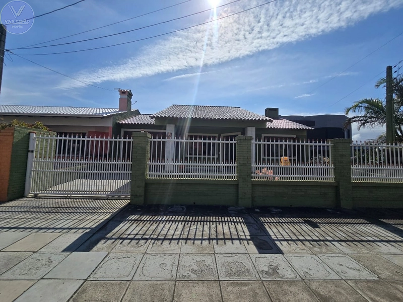 EXCELENTE CASA A VENDA CENTRO DE CAPÃO DA CANOA-RS: 27ª foto da galeria de imagens do imóvel