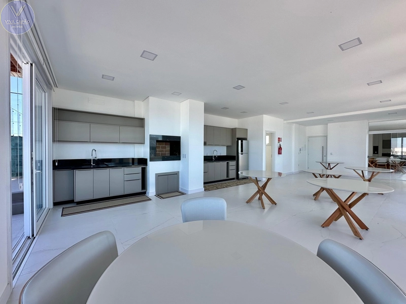 APARTAMENTO À VENDA  - COM TERRAÇO, INFRA INCRÍVEL E VISTA PARA PRAÇA: 5ª foto da galeria de imagens do imóvel
