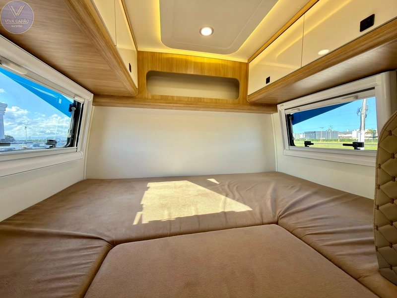 MOTOR-CASA/MICROONIBUS IVECO, IMPECÁVEL: 17ª foto da galeria de imagens do imóvel
