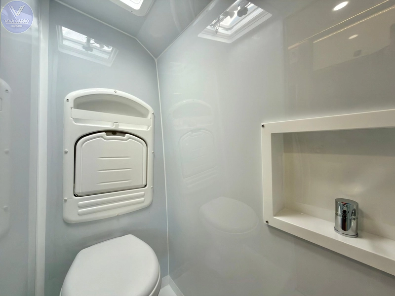 MOTOR-CASA/MICROONIBUS IVECO, IMPECÁVEL: 4ª foto da galeria de imagens do imóvel