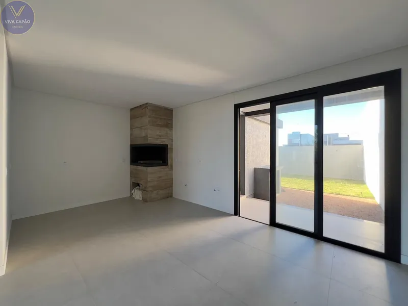 CASA A POUCAS QUADRAS DO MAR NO BAIRRO GUARANI EM CAPÃO!: 31ª foto da galeria de imagens do imóvel
