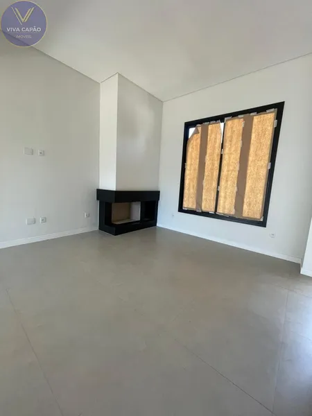 CASA A POUCAS QUADRAS DO MAR NO BAIRRO GUARANI EM CAPÃO!: 58ª foto da galeria de imagens do imóvel