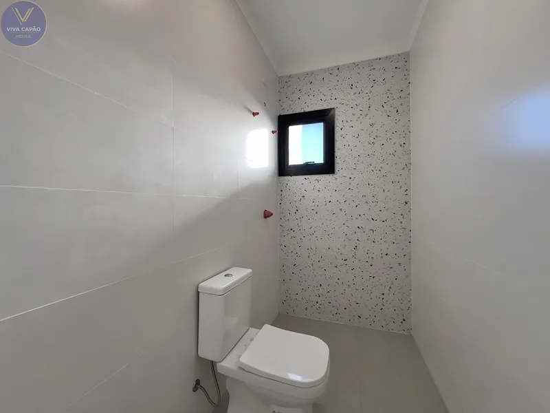 CASA A POUCAS QUADRAS DO MAR NO BAIRRO GUARANI EM CAPÃO!: 13ª foto da galeria de imagens do imóvel