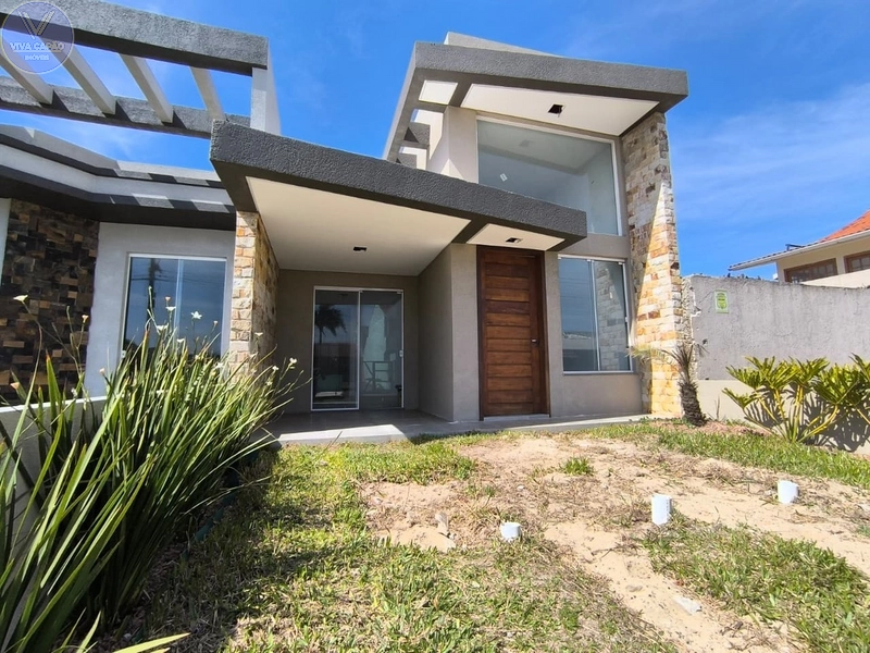 SUA CASA A POUCOS PASSOS DO MAR...: 2ª foto da galeria de imagens do imóvel