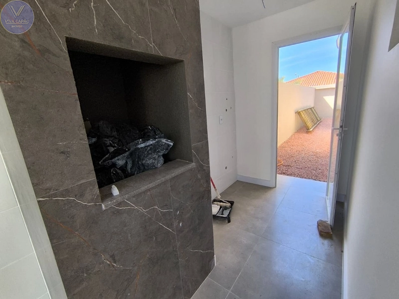 SUA CASA A POUCOS PASSOS DO MAR...: 6ª foto da galeria de imagens do imóvel