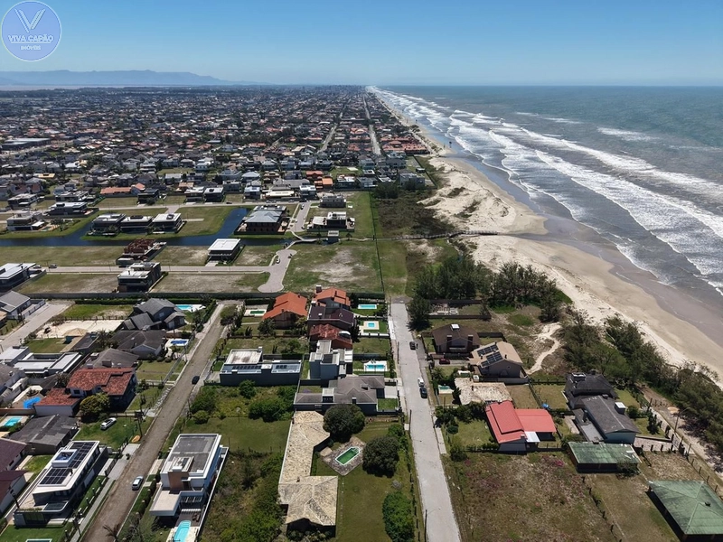 SOBRADO À VENDA EM XANGRI-LÁ, PRÓXIMO AO MAR: 16ª foto da galeria de imagens do imóvel