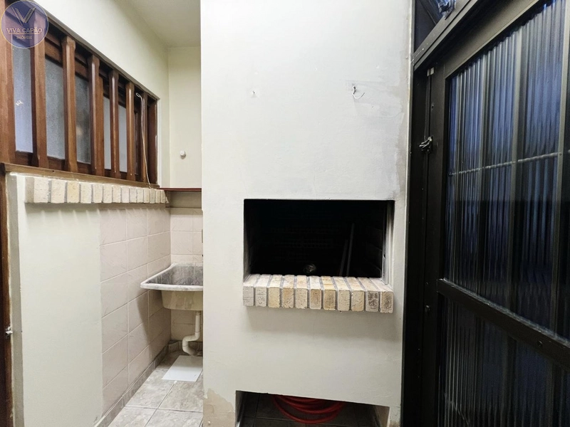 SOBRADO COMPLETO COM 2 DORMITÓRIOS, SACADA E VAGA DUPLA A 2 QUADRA: 1ª foto da galeria de imagens do imóvel