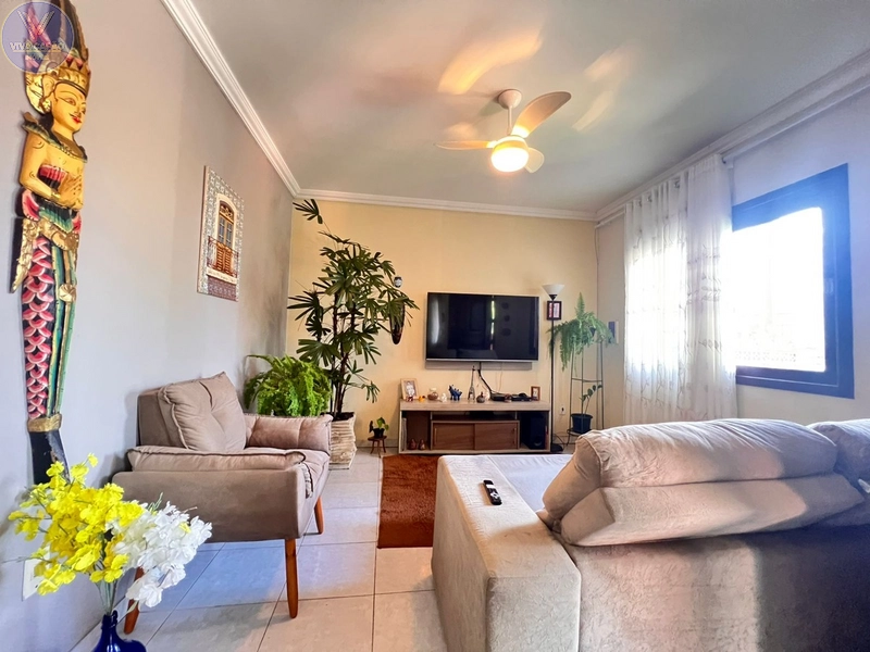 CASA À VENDA A POUCOS METROS DO MAR: 7ª foto da galeria de imagens do imóvel