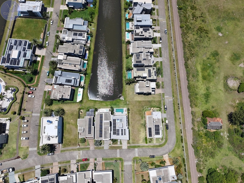 CONDOMÍNIO CAPÃO ILHAS RESORT CASA COM VISTA INCRÍVEL PARA O LAGOA: 39ª foto da galeria de imagens do imóvel