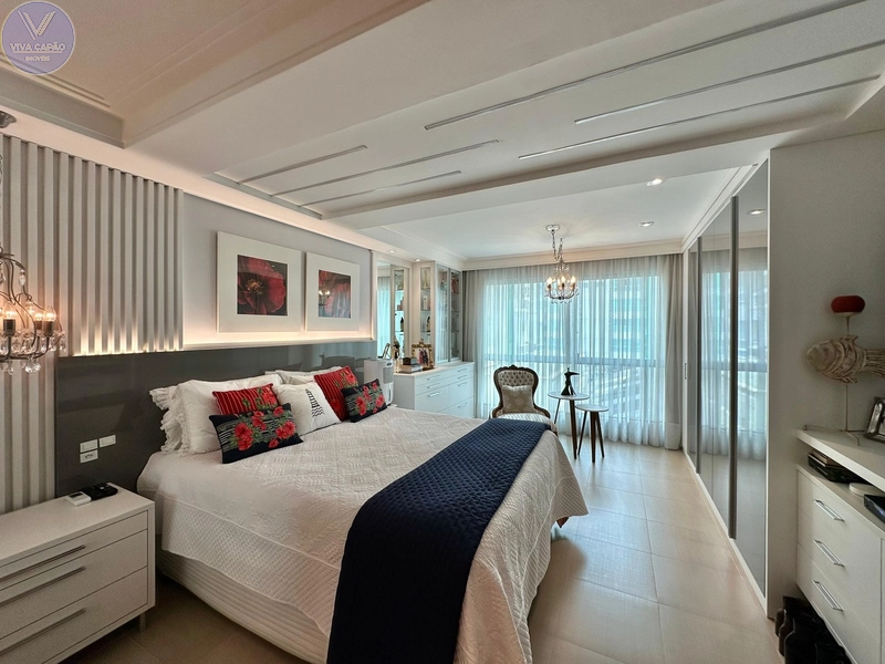 RARIDADE NO MERCADO À VENDA APARTAMENTO COM AMPLA SACADA FRETE MAR: 3ª foto da galeria de imagens do imóvel