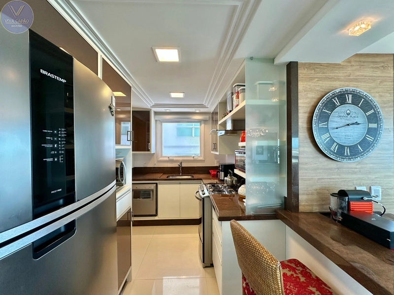 RARIDADE NO MERCADO À VENDA APARTAMENTO COM AMPLA SACADA FRETE MAR: 29ª foto da galeria de imagens do imóvel