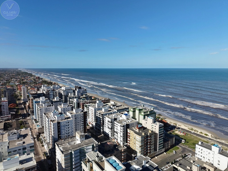 APARTAMENTO AMPLO COM SACADA DE FRENTE, JUNTO AO MAR: 6ª foto da galeria de imagens do imóvel
