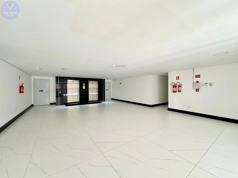 APARTAMENTO AMPLO COM SACADA DE FRENTE, JUNTO AO MAR: 9ª foto da galeria de imagens do imóvel