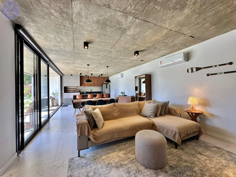 CASA MOBILIADA DECORADA NO CENTRO XANGRI-LÁ A POUCOS METROS DO MAR: 4ª foto da galeria de imagens do imóvel