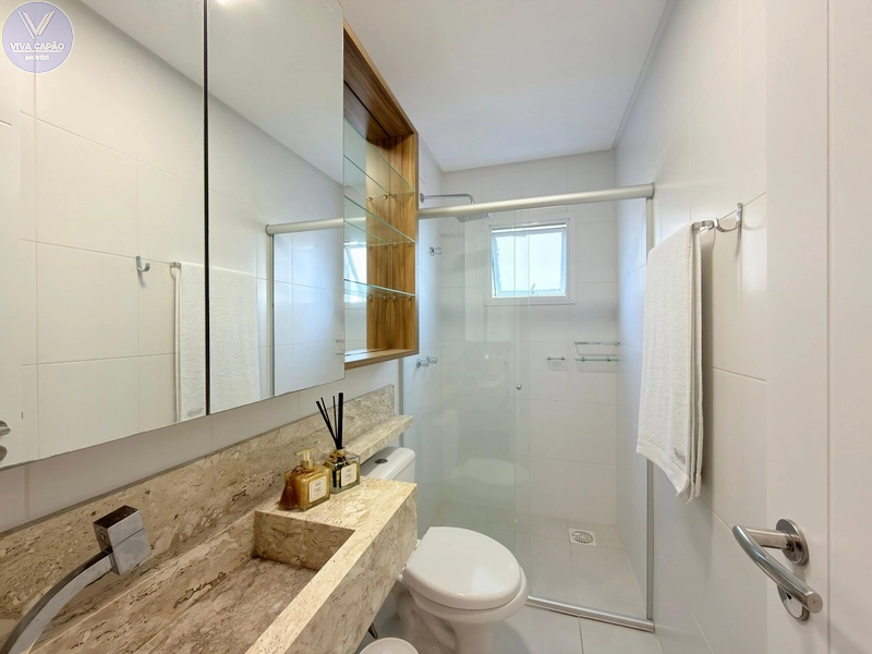 APARTAMENTO FRENTE AVENIDA E VISTA MAR: 4ª foto da galeria de imagens do imóvel