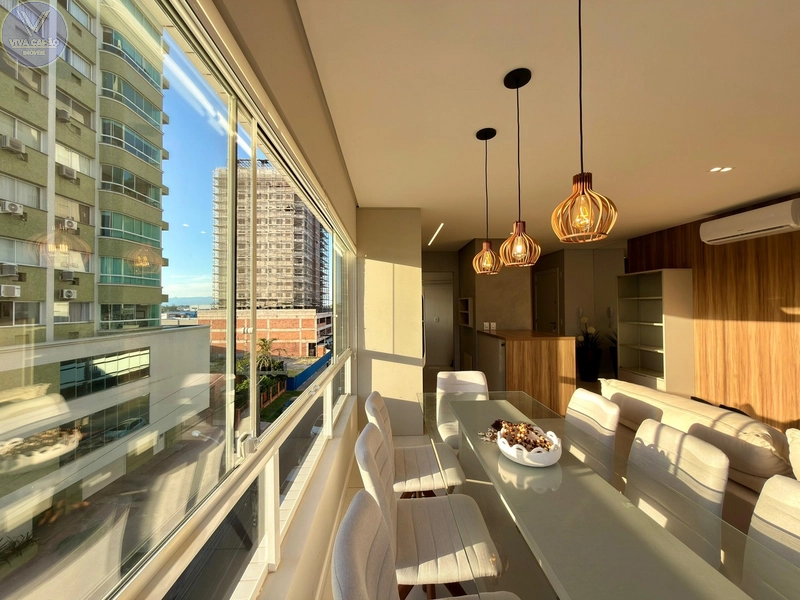 APARTAMENTO FRENTE AVENIDA E VISTA MAR: 5ª foto da galeria de imagens do imóvel