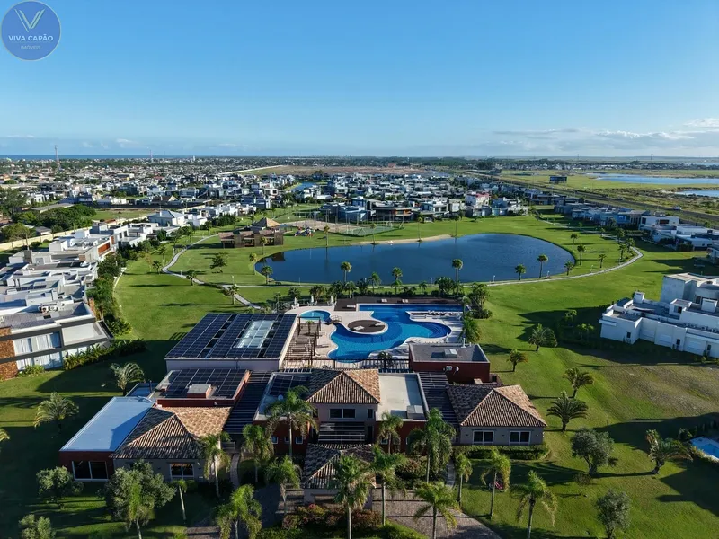 CASA DE LUXO NO CONDOMÍNIO RIVIERA - BEIRA LAGO - XANGRI-LÁ: 1ª foto da galeria de imagens do imóvel
