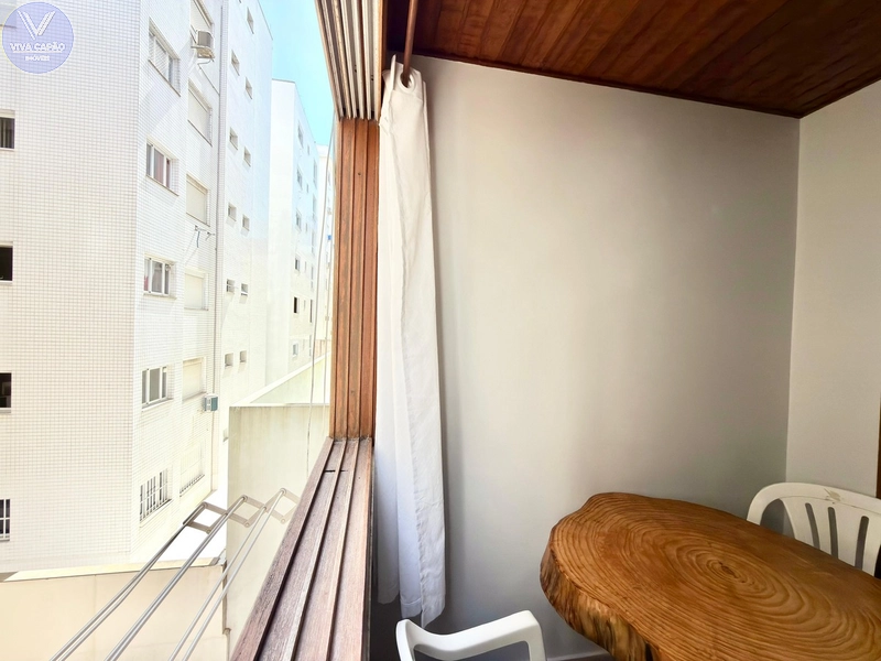 APARTAMENTO À VENDA, UMA QUADRA DO MAR!!!: 2ª foto da galeria de imagens do imóvel