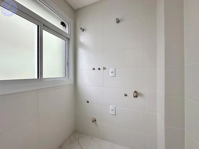 APARTAMENTO À VENDA COM TERRAÇO E INFRA - PISCINA E VISTA PARA O MAR: 16ª foto da galeria de imagens do imóvel
