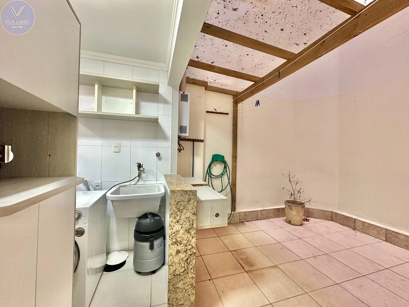APARTAMENTO COM SACADÃO E TERRAÇO NO NAVEGANTES: 30ª foto da galeria de imagens do imóvel