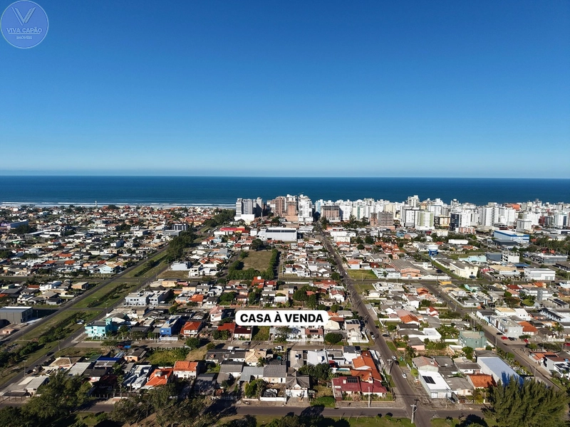 OPORTUNIDADE À VENDA CASA COM TERRENO INTEIRO: 2ª foto da galeria de imagens do imóvel