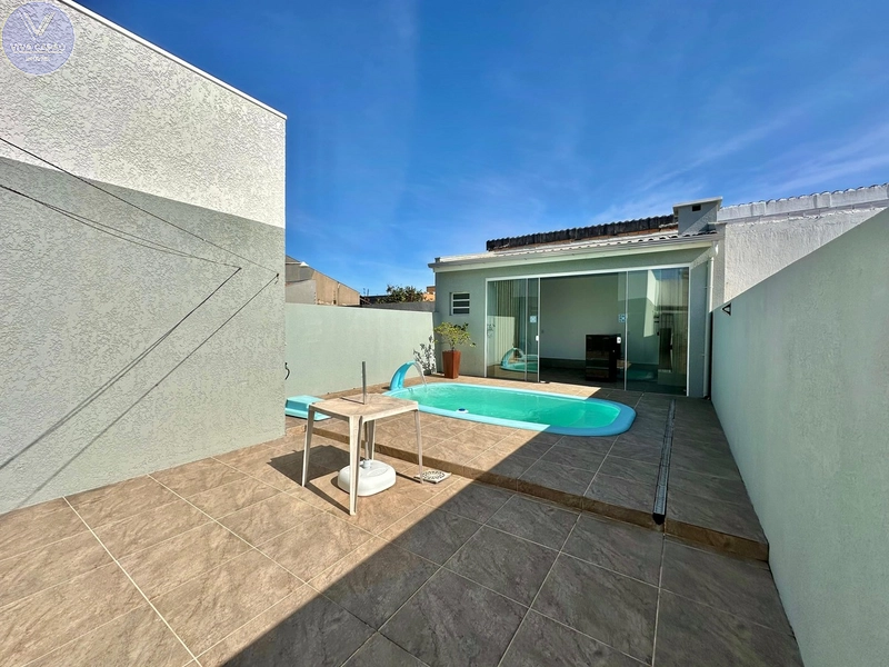 CASA COM PISCINA E ÁREA GOURMET À VENDA EM CAPÃO DA CANOA: 8ª foto da galeria de imagens do imóvel