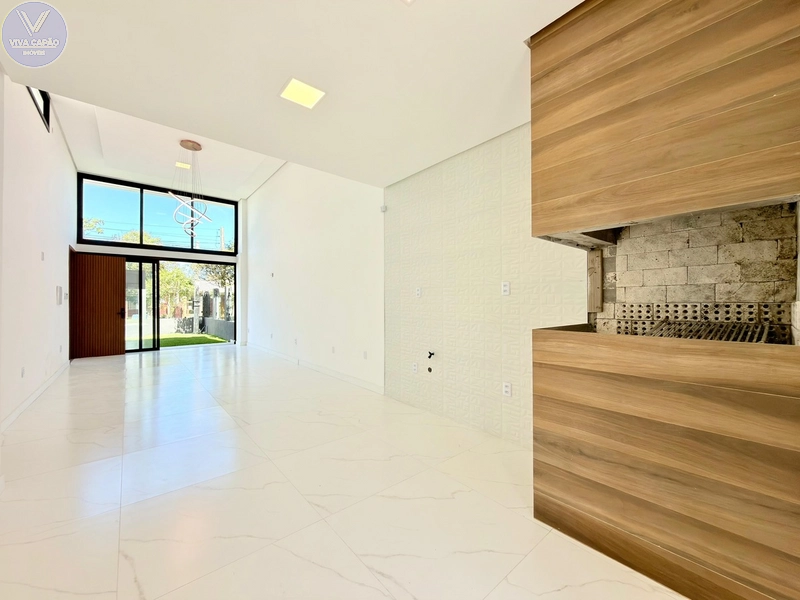 CASA COM 04 SUÍTES NO BAIRRO ARAÇÃO A 300 METROS DO MAR: 6ª foto da galeria de imagens do imóvel