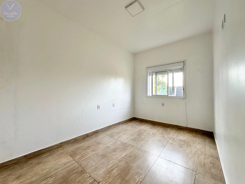 OPORTUNIDADE À VENDA CASA COM TERRENO INTEIRO: 1ª foto da galeria de imagens do imóvel