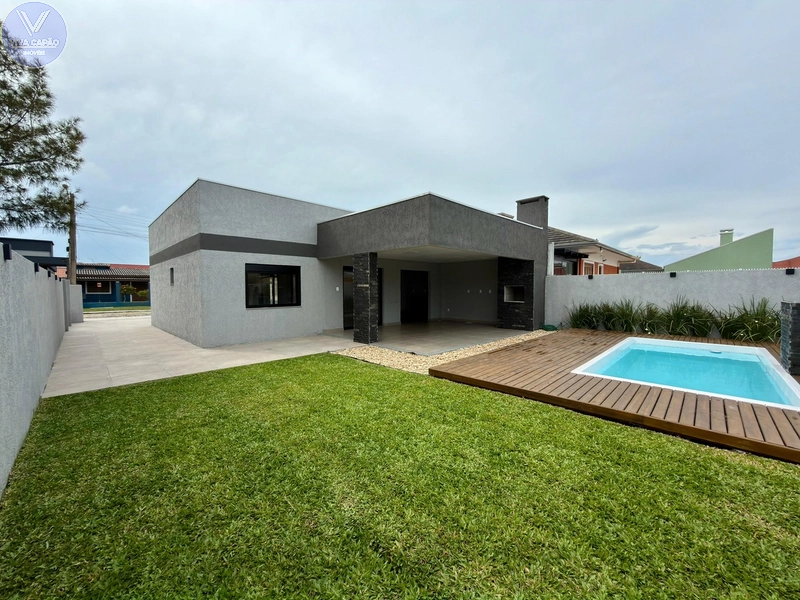 CASA A VENDA EM ATLÂNTIDA SUL  APENAS 830.000,00: 7ª foto da galeria de imagens do imóvel