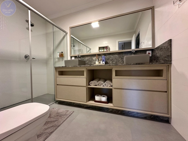 AMPLO APARTAMENTO DE FRENTE PARA O MAR E COM VISTA LIBERADA...: 21ª foto da galeria de imagens do imóvel