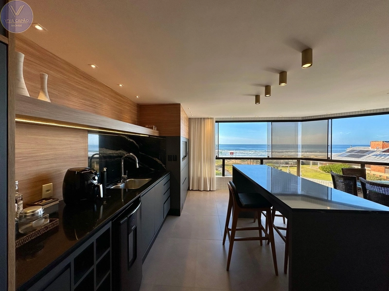 AMPLO APARTAMENTO DE FRENTE PARA O MAR E COM VISTA LIBERADA...: 15ª foto da galeria de imagens do imóvel