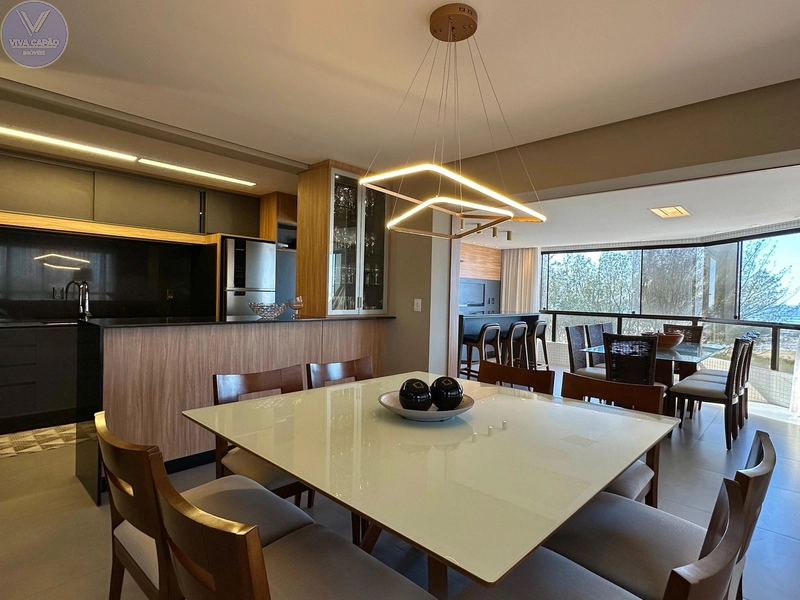 AMPLO APARTAMENTO DE FRENTE PARA O MAR E COM VISTA LIBERADA...: 9ª foto da galeria de imagens do imóvel