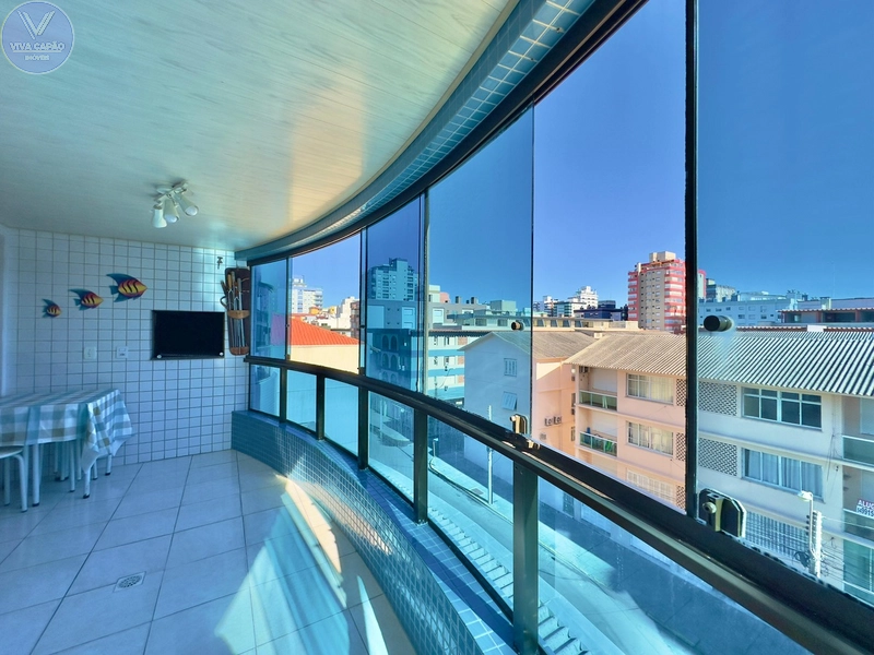 APARTAMENTO MOBILIADO SACADA DE FRENTE - AMPLO: 17ª foto da galeria de imagens do imóvel