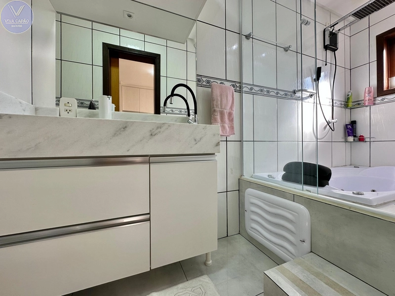 ATENÇÃO‼️ OPORTUNIDADE À VENDA CASA COM TERRENO INTEIRO: 27ª foto da galeria de imagens do imóvel