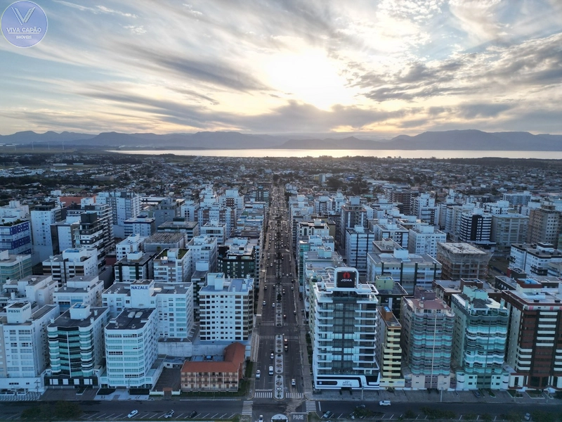 APARTAMENTO EM CAPÃO DA CANOA A POUCOS METROS DA PRAÇA E DO MAR!: 3ª foto da galeria de imagens do imóvel