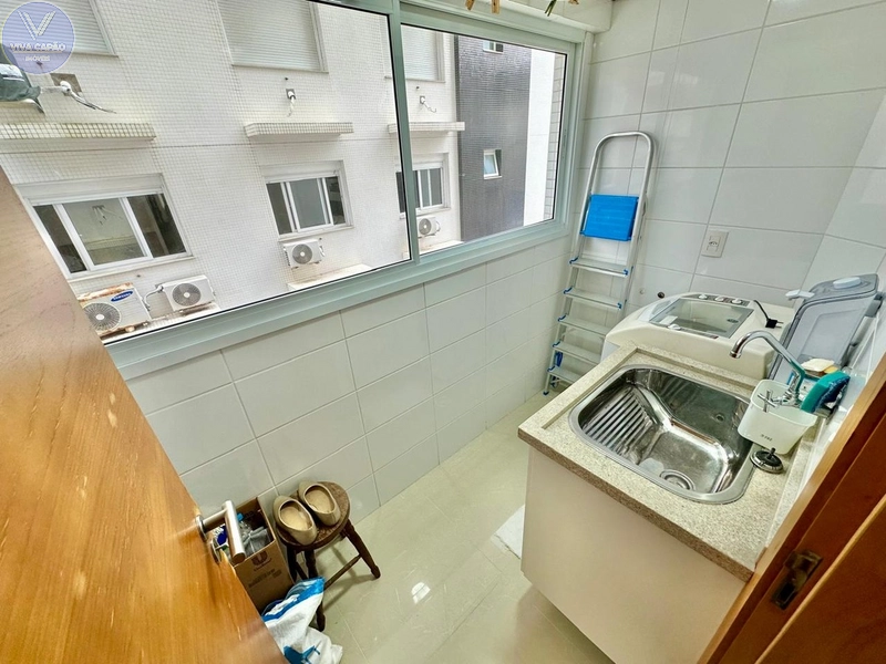 APARTAMENTO DE ALTO PADRÃO – 4 DORM (2 SUÍTES) VISTA MAR  E COM SACADA: 10ª foto da galeria de imagens do imóvel