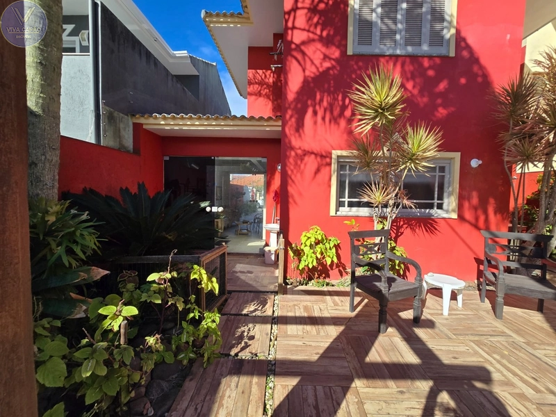 SOBRADO À VENDA COM AMPLO TERRAÇO,  JUNTO AO MAR!: 12ª foto da galeria de imagens do imóvel
