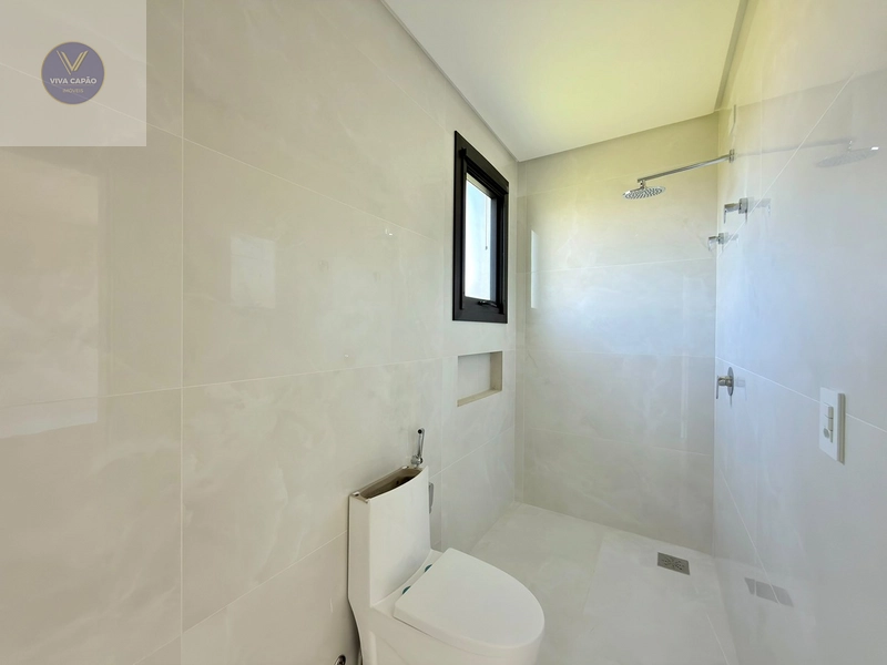SOBRADO NEOCLÁSSICO À VENDA! 5 SUÍTES • ACESSO À LAGOA • 401 M²: 28ª foto da galeria de imagens do imóvel
