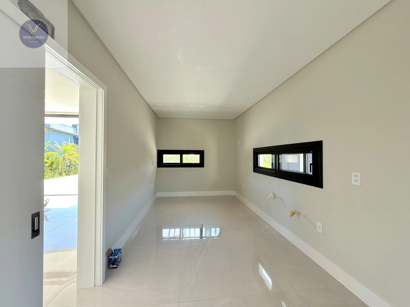 SOBRADO NEOCLÁSSICO À VENDA! 5 SUÍTES • ACESSO À LAGOA • 401 M²: 12ª foto da galeria de imagens do imóvel