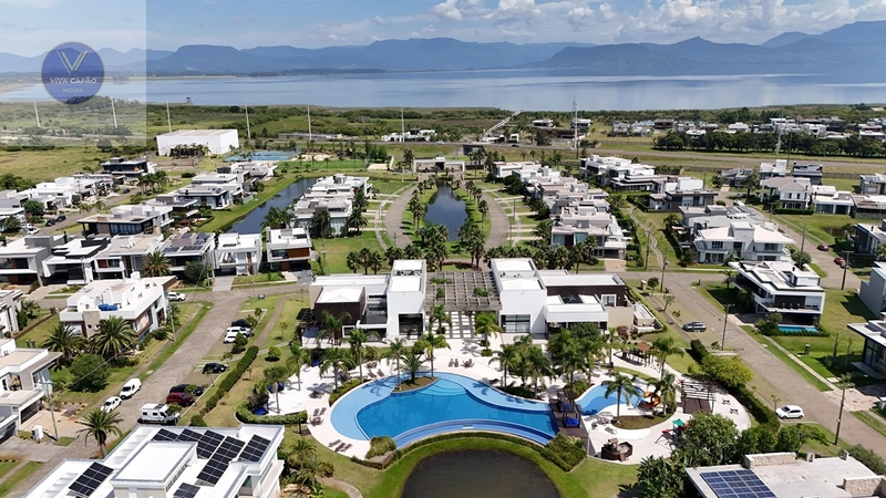 SOBRADO NEOCLÁSSICO À VENDA! 5 SUÍTES • ACESSO À LAGOA • 401 M²: 42ª foto da galeria de imagens do imóvel