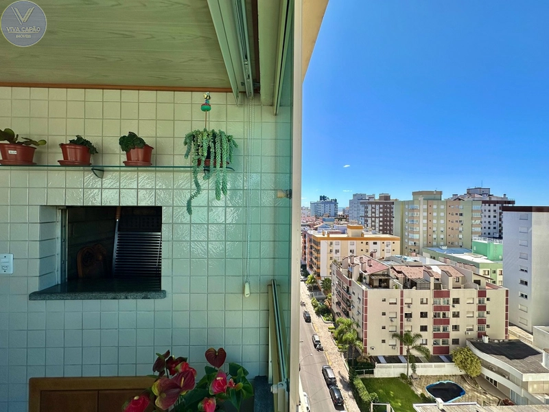 APARTAMENTO NO CORAÇÃO DA CIDADE, JUNTO AO MAR E COM SACADA AMPLA: 7ª foto da galeria de imagens do imóvel